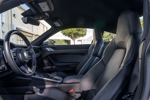 2021 Porsche 911 Carrera Coupe - 22967687 - 14