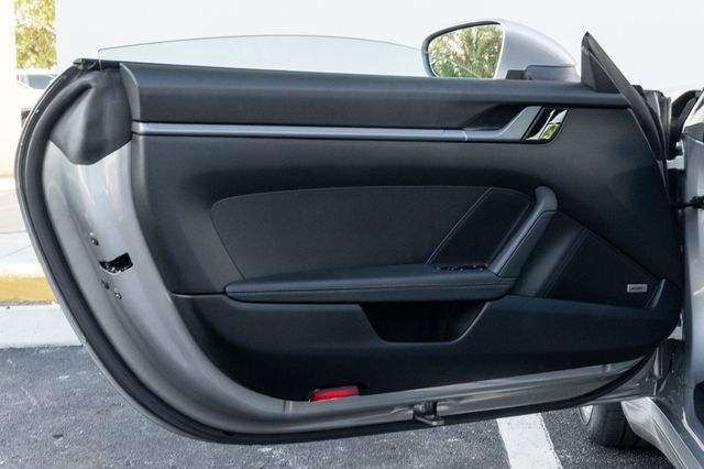 2021 Porsche 911 Carrera Coupe - 22967687 - 24