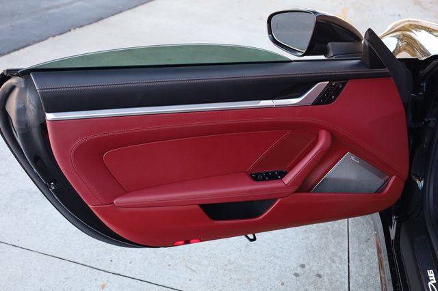 2021 Porsche 911 Carrera S Cabriolet - 22949456 - 16