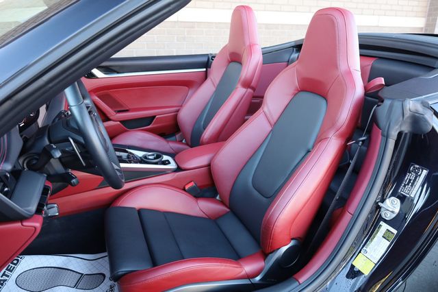 2021 Porsche 911 Carrera S Cabriolet - 22949456 - 18