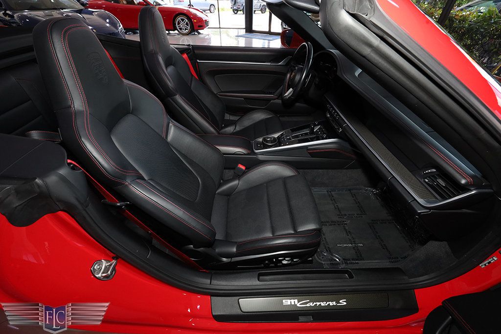 2021 Porsche 911 Carrera S Cabriolet - 23038237 - 18