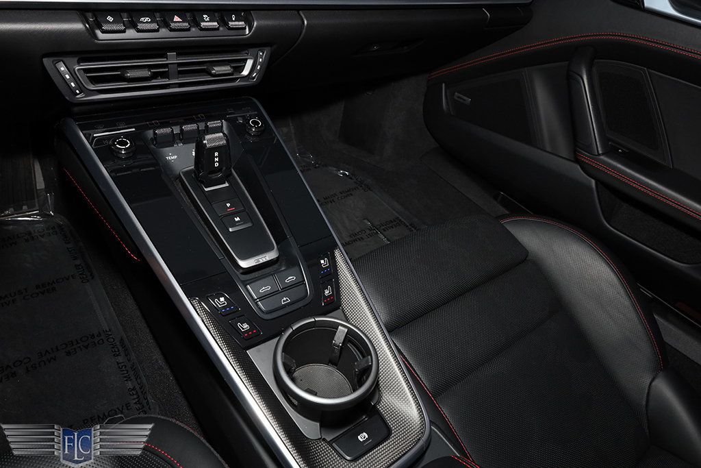 2021 Porsche 911 Carrera S Cabriolet - 23038237 - 32
