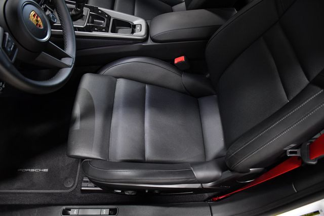 2021 Porsche 911 Carrera S Coupe - 23035638 - 26