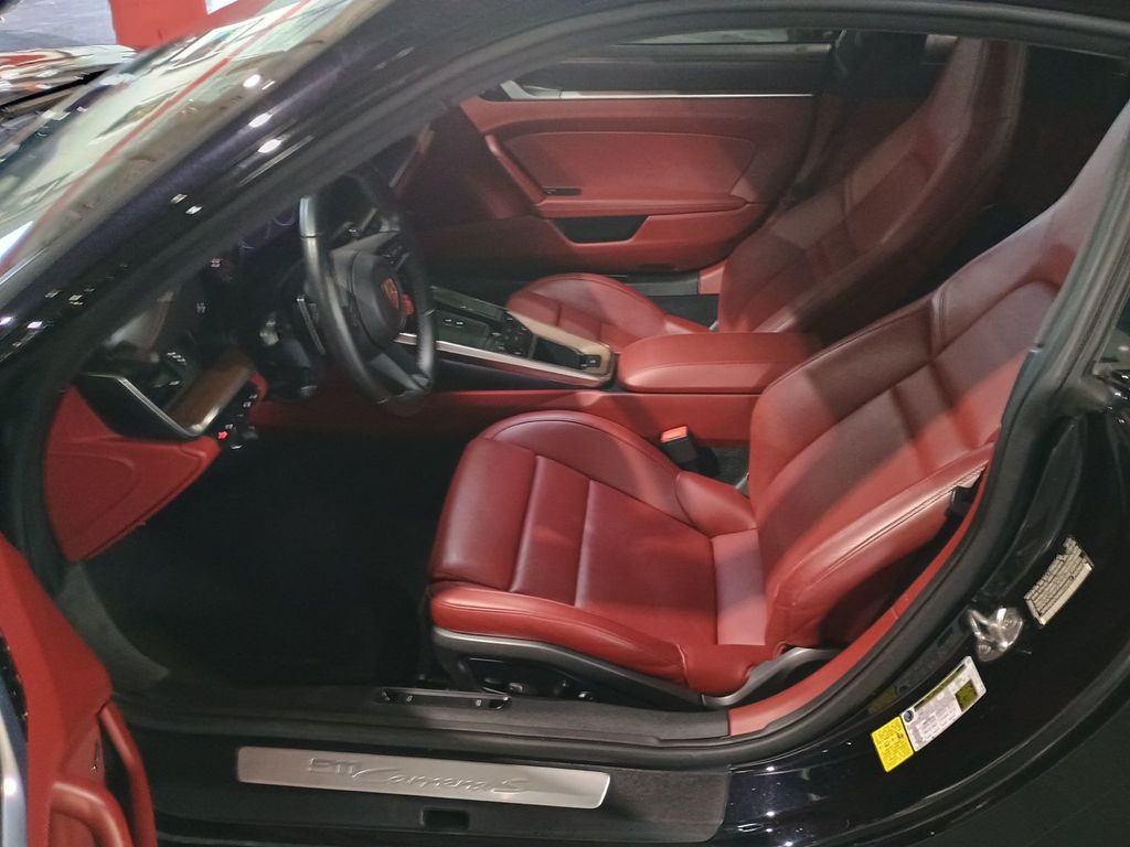 2021 Porsche 911 Carrera S Coupe Clean Carfax Florida Car - 23028149 - 13