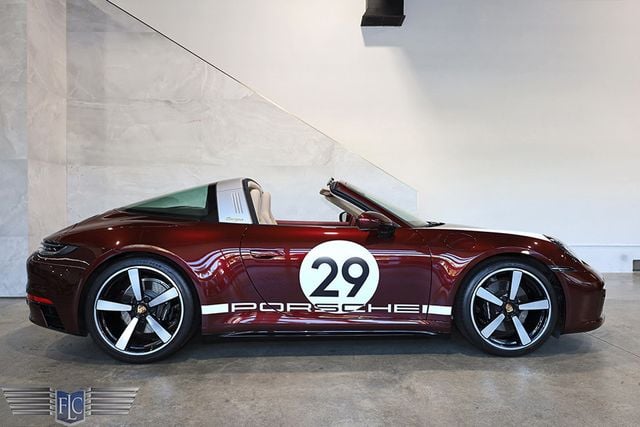 2021 Porsche 911 Targa 4S Heritage Design Edition - 22967644 - 1