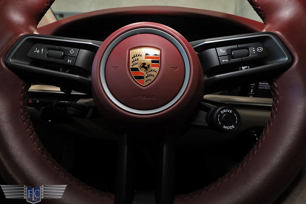 2021 Porsche 911 Targa 4S Heritage Design Edition - 22967644 - 29