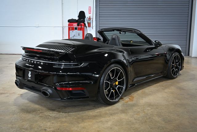 2021 Porsche 911 Turbo S Cabriolet - 22974289 - 17
