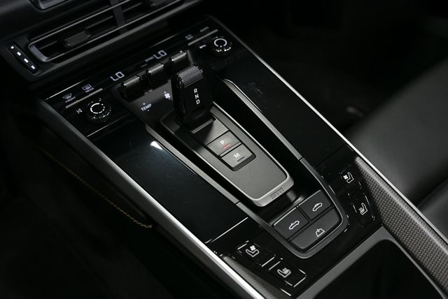 2021 Porsche 911 Turbo S Cabriolet - 22974289 - 55