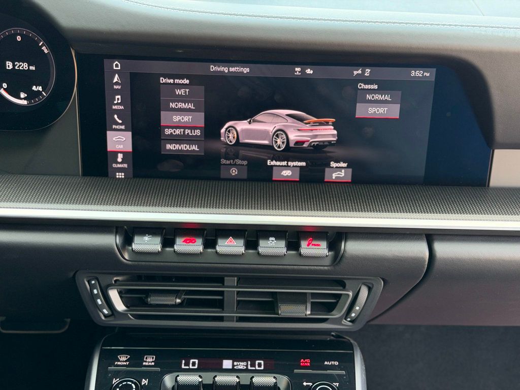 2021 Porsche 911 Turbo S Coupe - 23049066 - 12