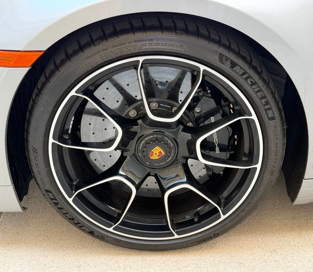 2021 Porsche 911 Turbo S Coupe - 23049066 - 27