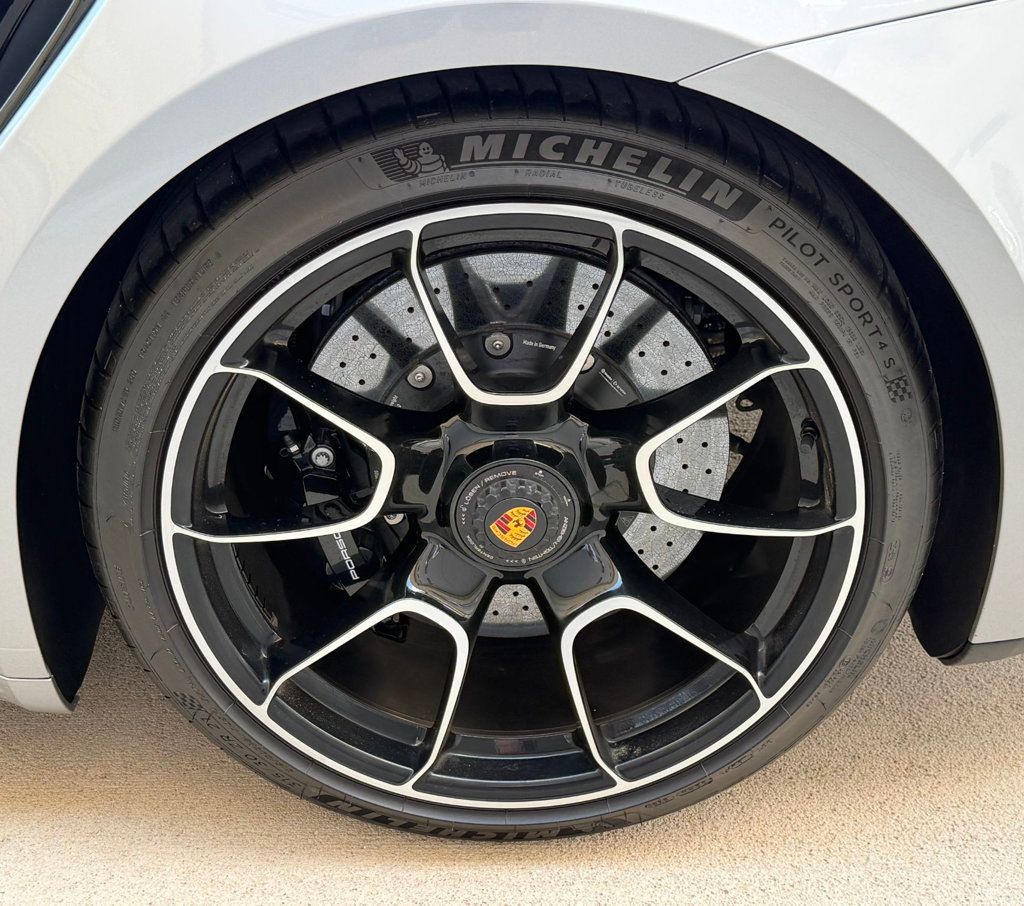 2021 Porsche 911 Turbo S Coupe - 23049066 - 28