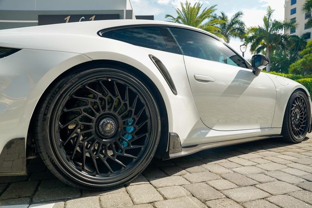 2021 Porsche 911 Turbo S Coupe - 23018169 - 29