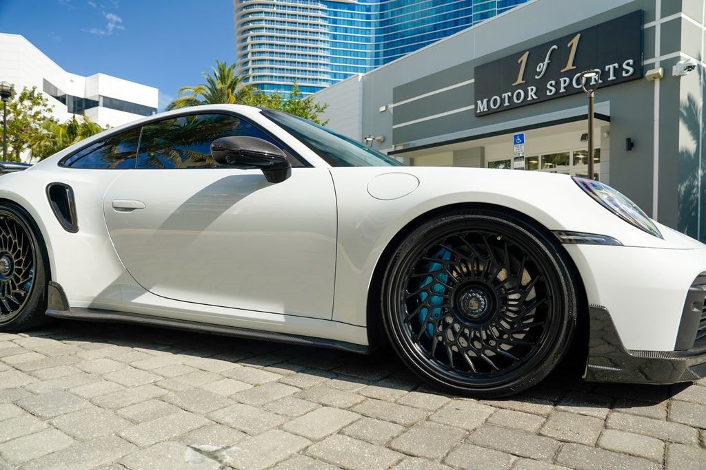 2021 Porsche 911 Turbo S Coupe - 23018169 - 35