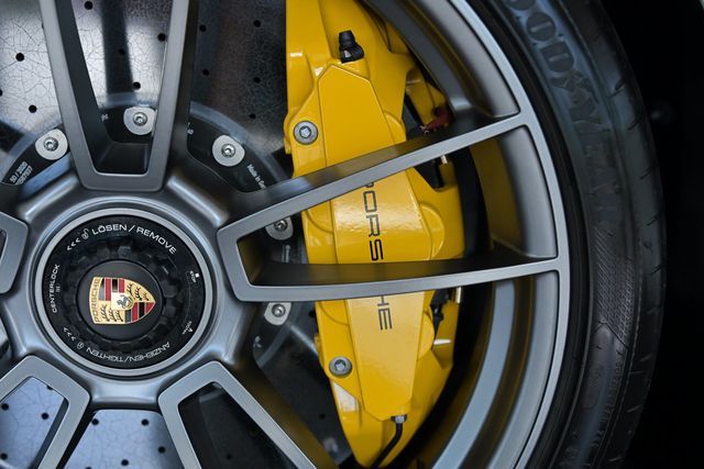 2021 Porsche 911 Turbo S Coupe - 23067900 - 30