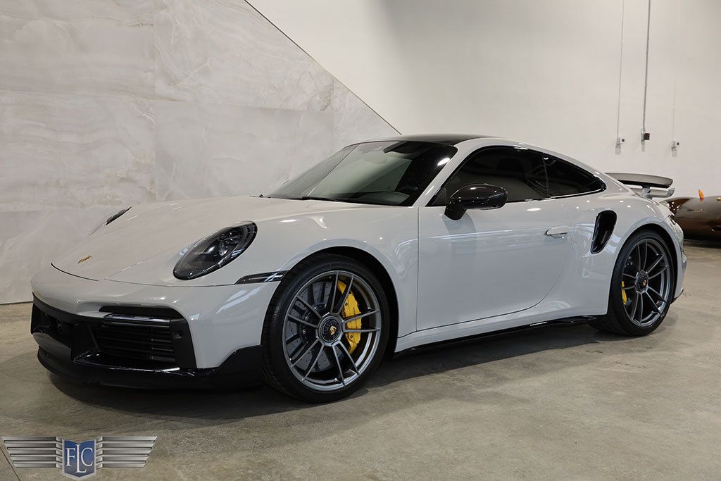 2021 Porsche 911 Turbo S Coupe - 22748371 - 3