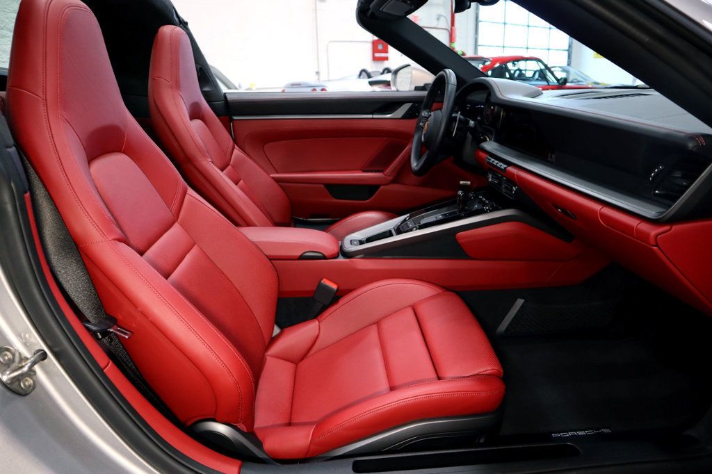 2021 Porsche 911 TARGA 4S GT SILVER...5,795 Miles...TARGA 4S  - 22484082 - 22