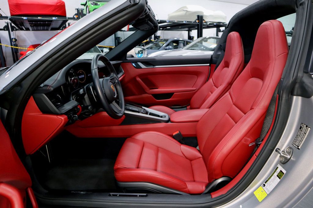 2021 Porsche 911 TARGA 4S GT SILVER...5,795 Miles...TARGA 4S  - 22484082 - 23