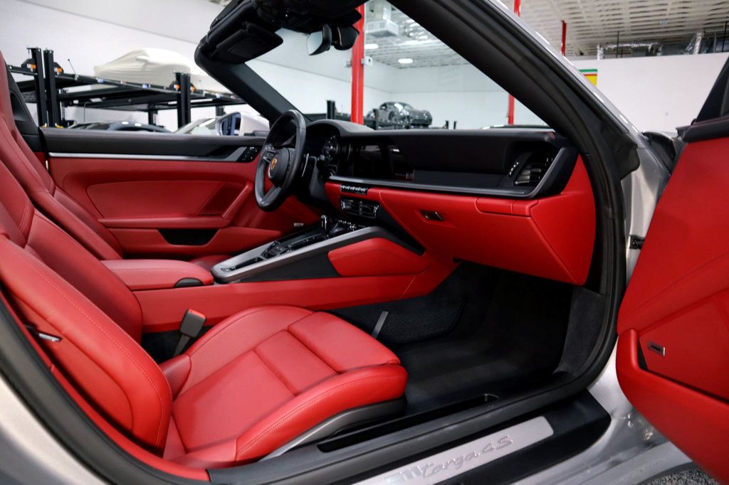 2021 Porsche 911 TARGA 4S GT SILVER...5,795 Miles...TARGA 4S  - 22484082 - 31