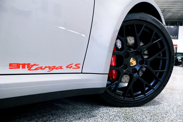 2021 Porsche 911 TARGA 4S GT SILVER...5,795 Miles...TARGA 4S  - 22484082 - 37