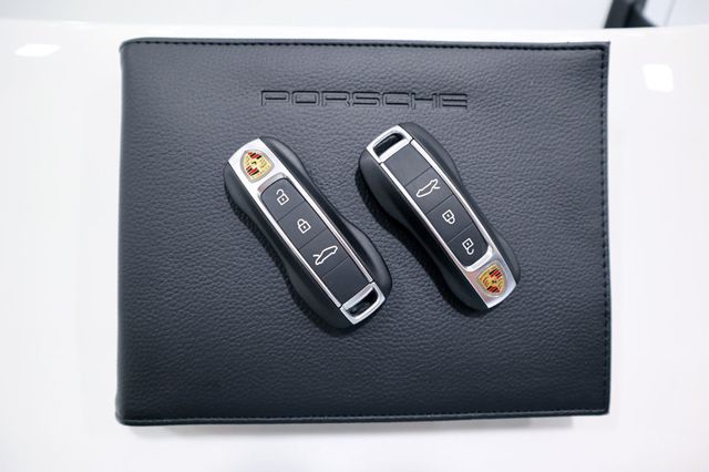 2021 Porsche 911 TARGA 4S GT SILVER...5,795 Miles...TARGA 4S  - 22484082 - 39