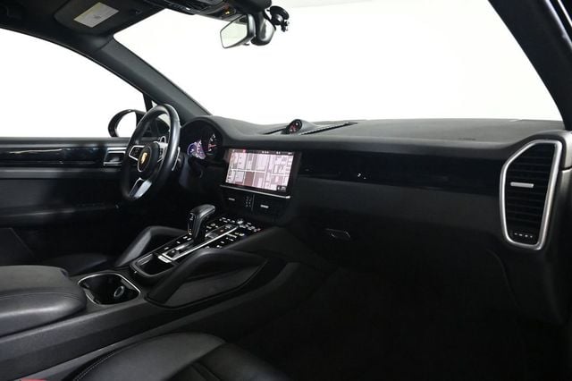 2021 Porsche Cayenne AWD - 23035232 - 16