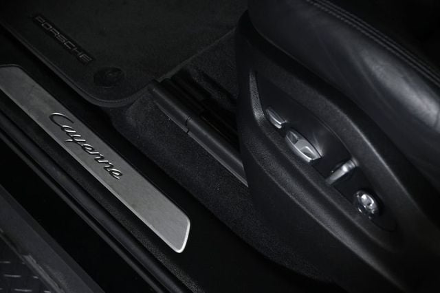2021 Porsche Cayenne AWD - 23035232 - 21