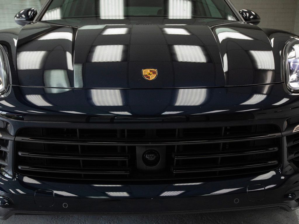 2021 Porsche Cayenne Base photo 4