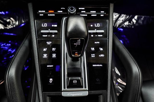 2021 Porsche Cayenne AWD - 23048666 - 25
