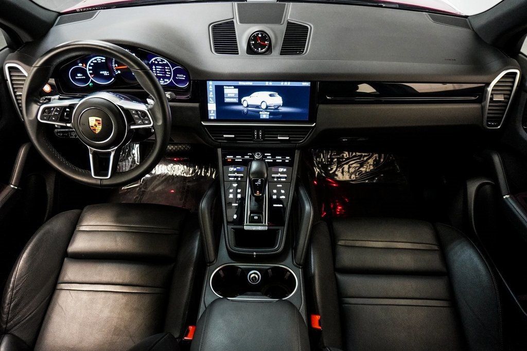 2021 Porsche Cayenne Base photo 26