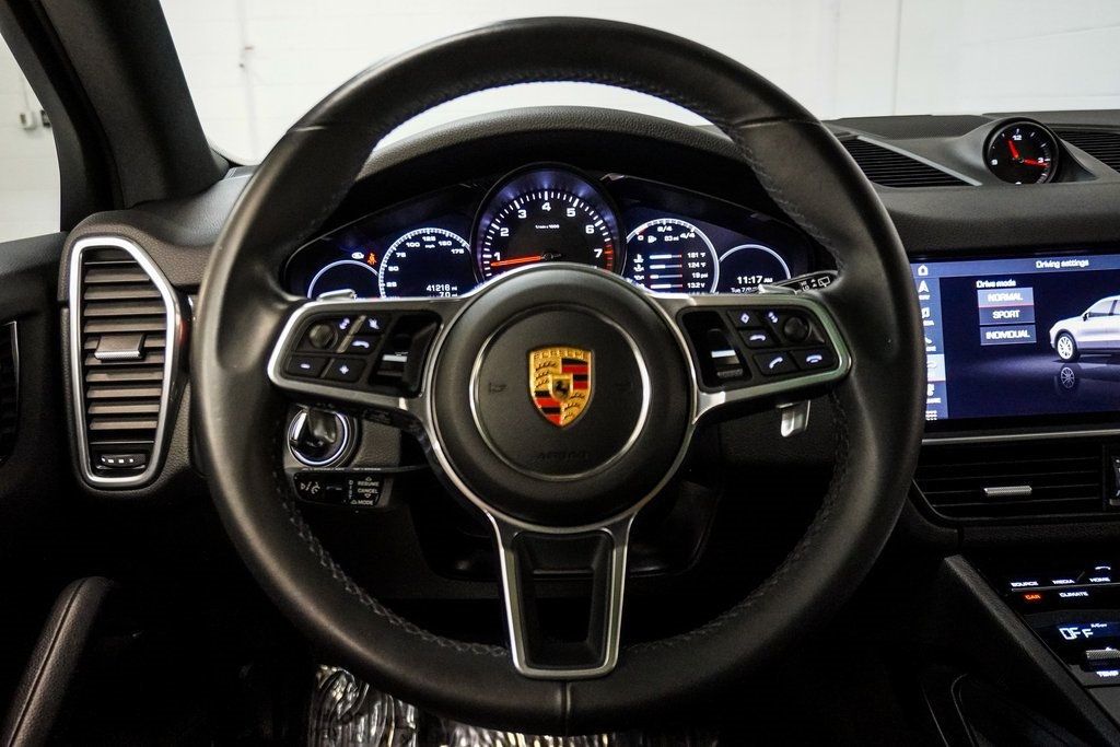 2021 Porsche Cayenne Base photo 28