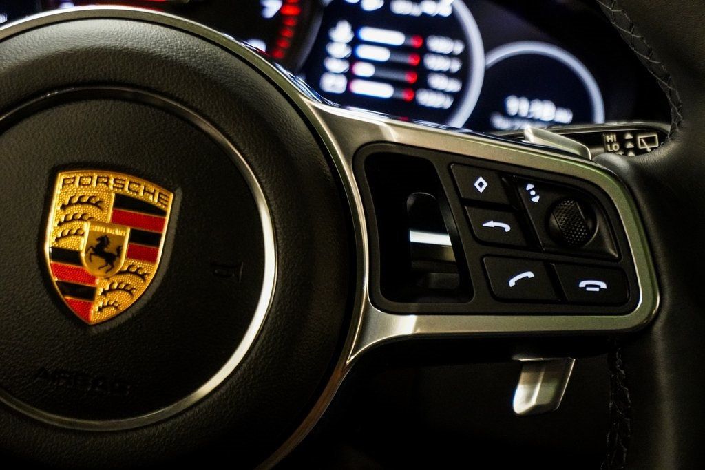 2021 Porsche Cayenne Base photo 29