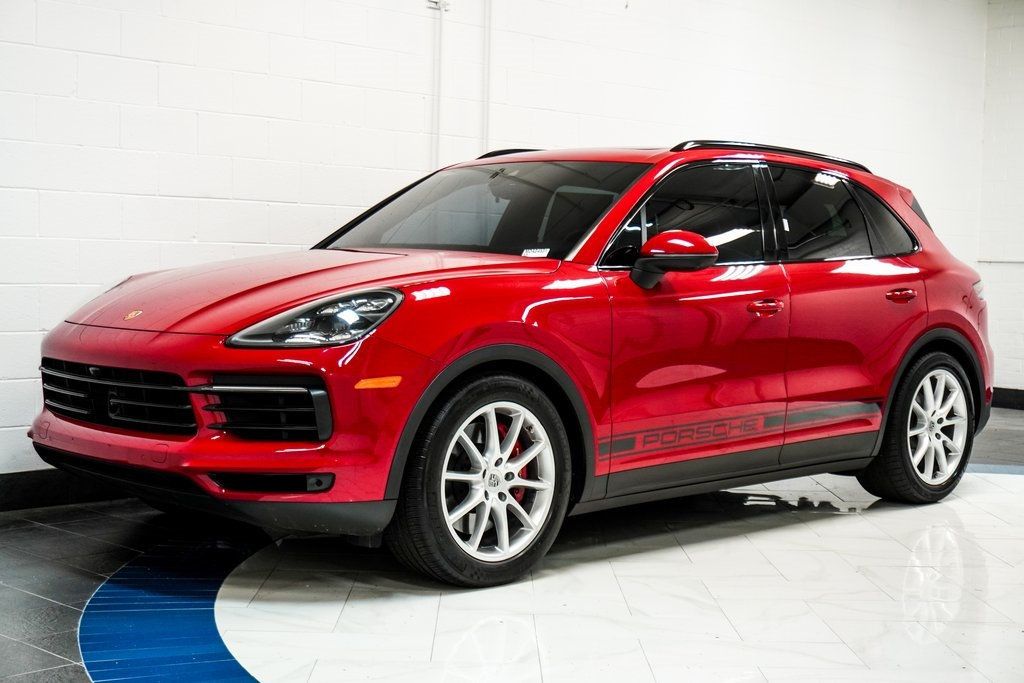2021 Porsche Cayenne Base photo 3