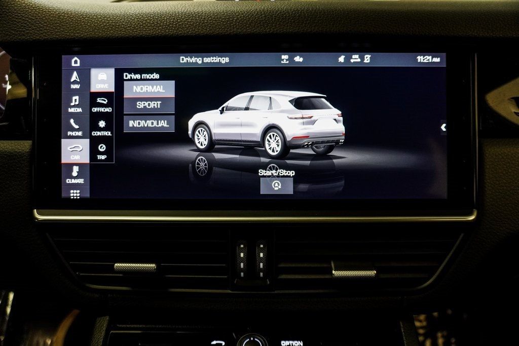 2021 Porsche Cayenne Base photo 40