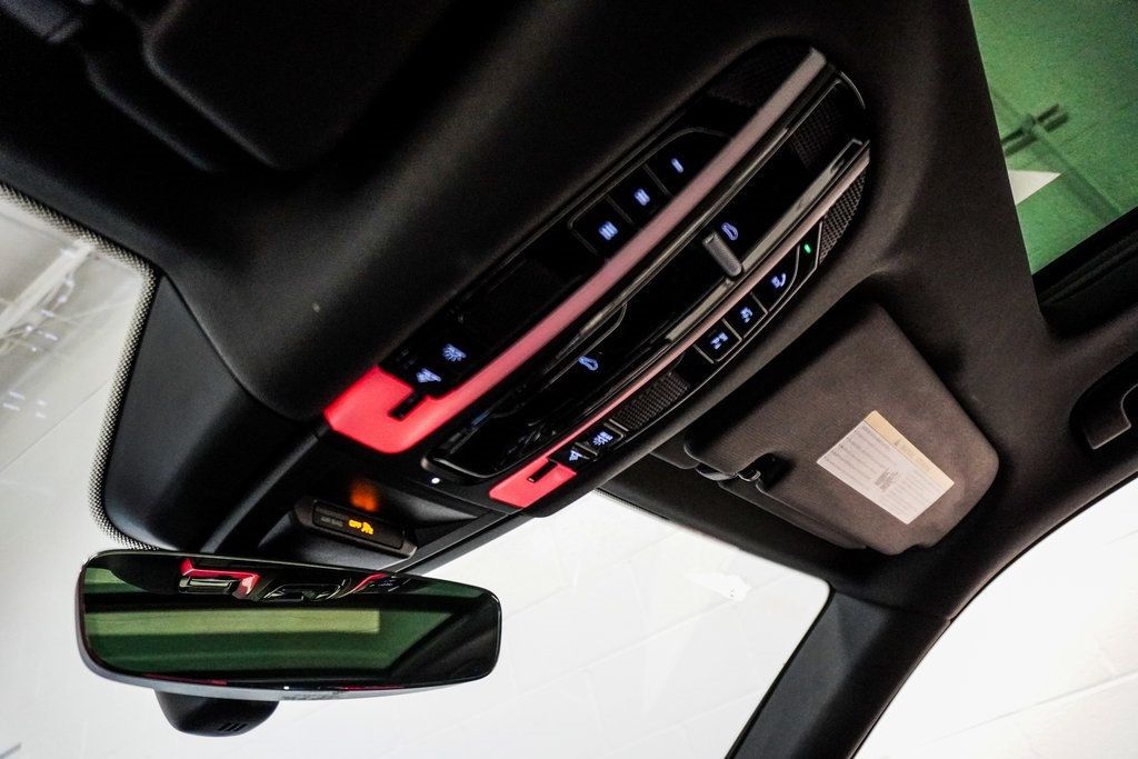 2021 Porsche Cayenne Base photo 43