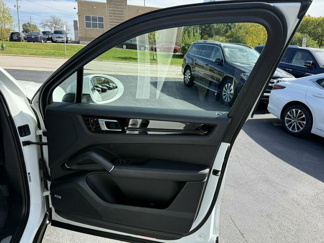 2021 Porsche Cayenne AWD - 23093558 - 19