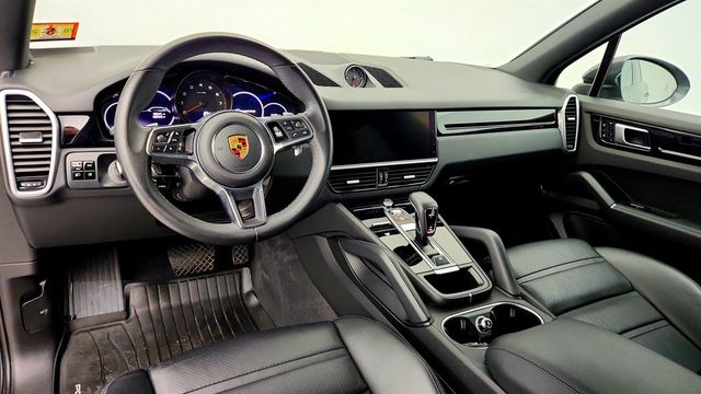 2021 Porsche Cayenne AWD w/ Premium Pkg & 21'' Wheels - 23079700 - 11