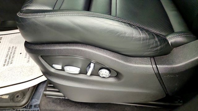 2021 Porsche Cayenne AWD w/ Premium Pkg & 21'' Wheels - 23079700 - 28