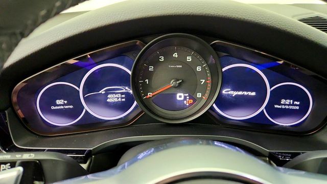 2021 Porsche Cayenne AWD w/ Premium Pkg & 21'' Wheels - 23079700 - 31