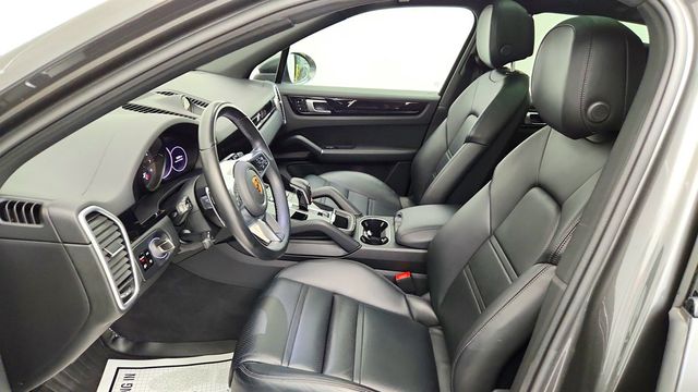 2021 Porsche Cayenne AWD w/ Premium Pkg & 21'' Wheels - 23079700 - 36