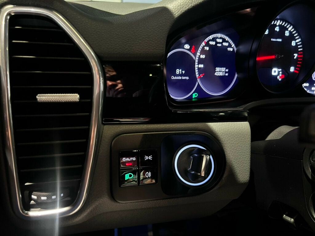 2021 Porsche Cayenne Cayenne/AdaptiveCruiseControl/HtdSteeringWheel/Htd&CldSeats - 23078854 - 14