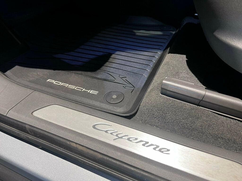 2021 Porsche Cayenne Cayenne/AdaptiveCruiseControl/HtdSteeringWheel/Htd&CldSeats - 23078854 - 18