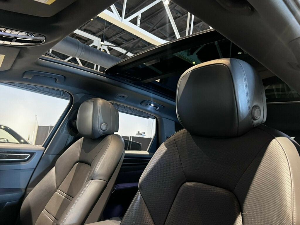 2021 Porsche Cayenne Cayenne/AdaptiveCruiseControl/HtdSteeringWheel/Htd&CldSeats - 23078854 - 22