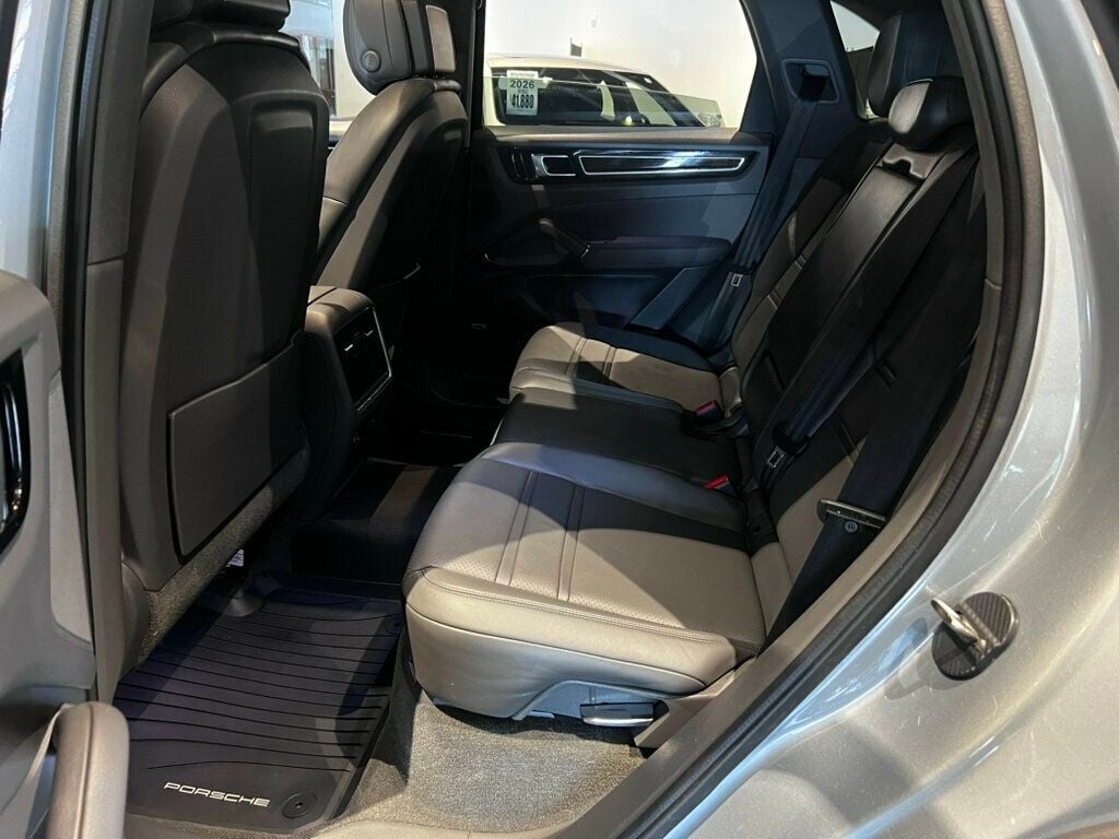 2021 Porsche Cayenne Cayenne/AdaptiveCruiseControl/HtdSteeringWheel/Htd&CldSeats - 23078854 - 26