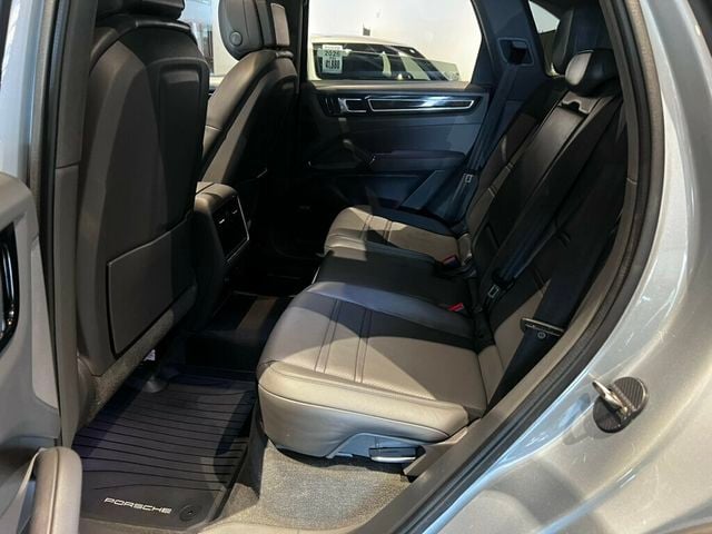 2021 Porsche Cayenne Cayenne/AdaptiveCruiseControl/HtdSteeringWheel/Htd&CldSeats - 23078854 - 26