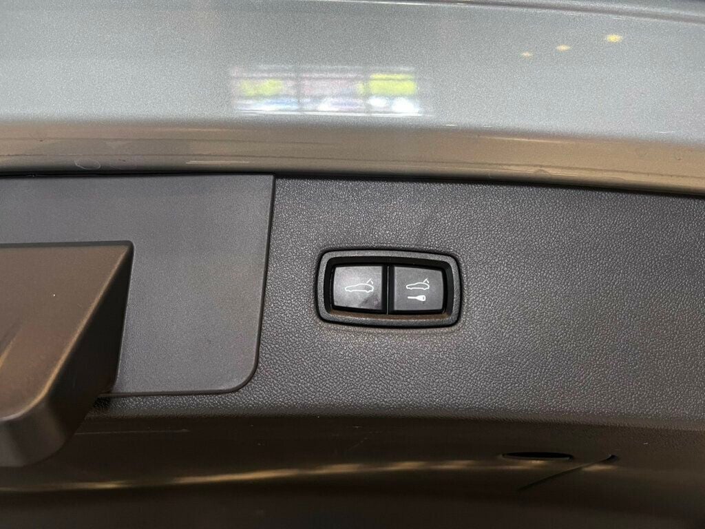 2021 Porsche Cayenne Cayenne/AdaptiveCruiseControl/HtdSteeringWheel/Htd&CldSeats - 23078854 - 28