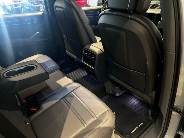 2021 Porsche Cayenne Cayenne/AdaptiveCruiseControl/HtdSteeringWheel/Htd&CldSeats - 23078854 - 29