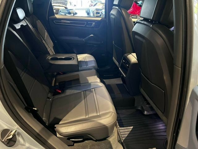 2021 Porsche Cayenne Cayenne/AdaptiveCruiseControl/HtdSteeringWheel/Htd&CldSeats - 23078854 - 31