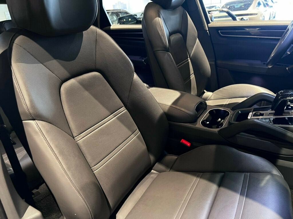 2021 Porsche Cayenne Cayenne/AdaptiveCruiseControl/HtdSteeringWheel/Htd&CldSeats - 23078854 - 35