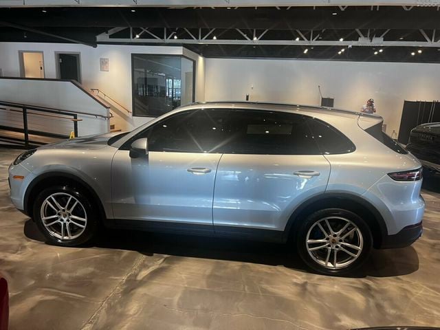 2021 Porsche Cayenne Cayenne/AdaptiveCruiseControl/HtdSteeringWheel/Htd&CldSeats - 23078854 - 7