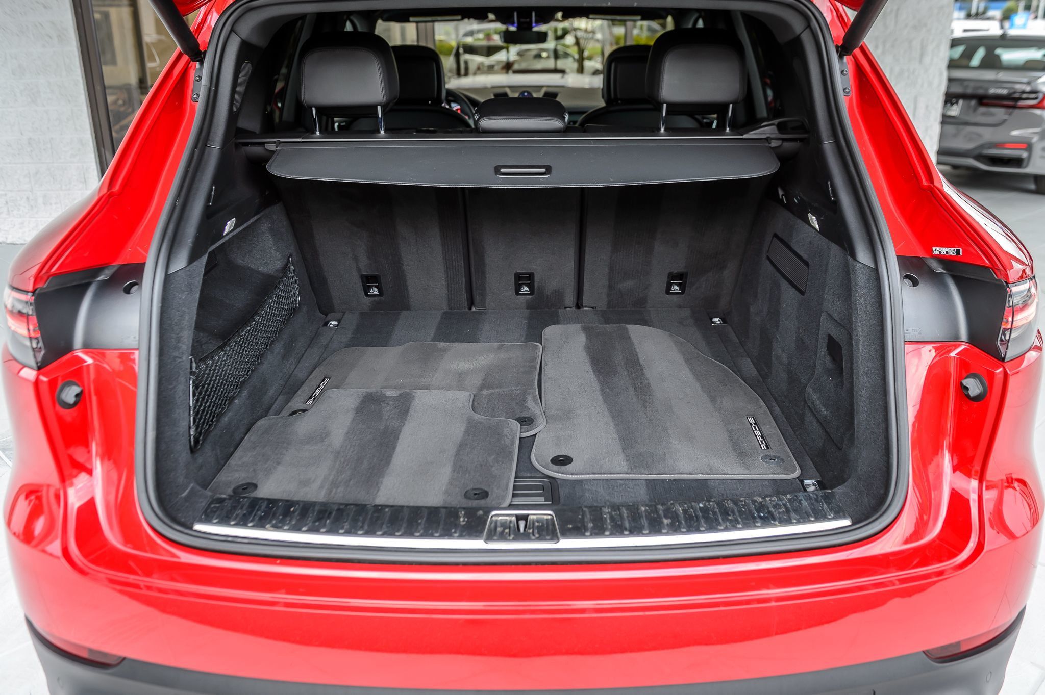 2021 Porsche Cayenne photo 11